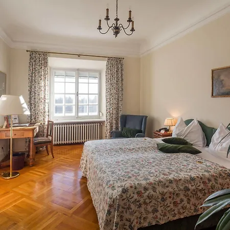 Schloss Leopoldskron Отель 3*