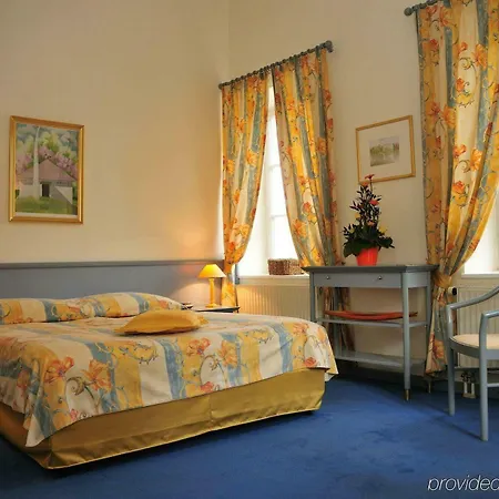Schloss Leopoldskron Отель 3*